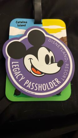 Disney Legacy Passholder Magnet