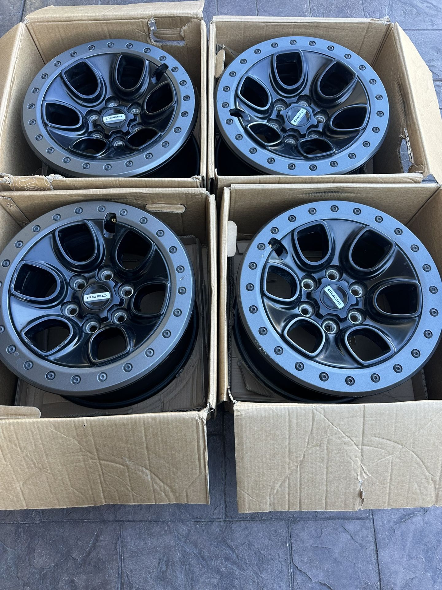 Ford Raptor Wheels for Sale in Chula Vista, CA - OfferUp