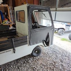 Taylor Dunn Cart