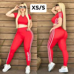 New women’s 2 piece set size XS/Small