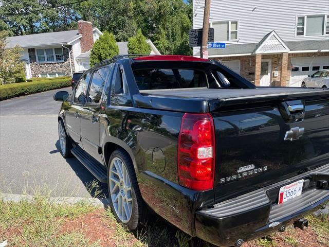 2013 Chevrolet Avalanche
