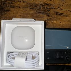 Unlocked Samsung Galaxy Z Flip 3 5G 128gb And Galaxy Buds2