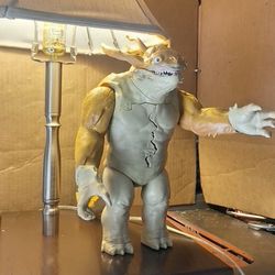 BEATIFUL TABLE LAMP $60.00 23"