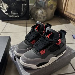 Jordan 4 Infrared 