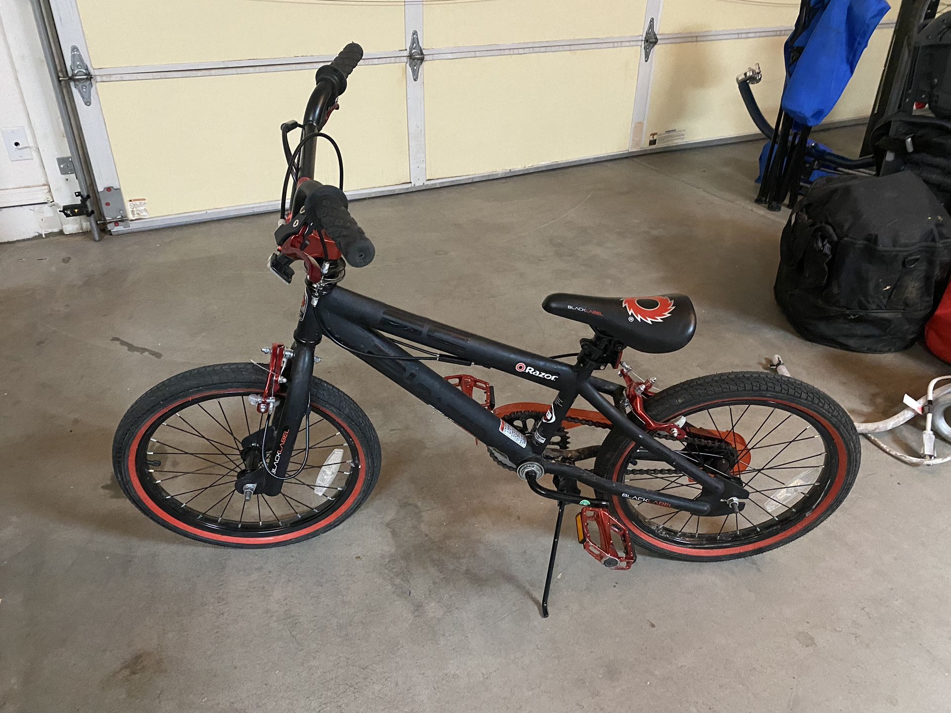 18” Kid’s razor bike