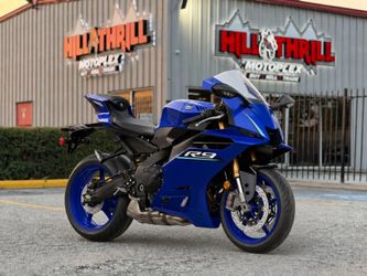 2026 YAMAHA YZF-R9