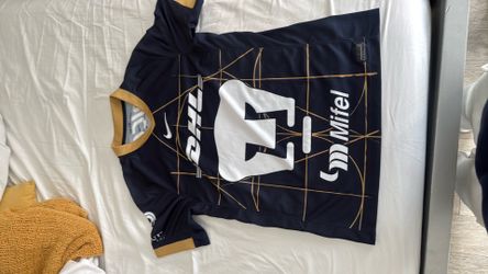 Pumas UNAM jersey