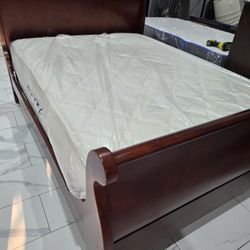 Queen Sizes Bed Whit Mattress 