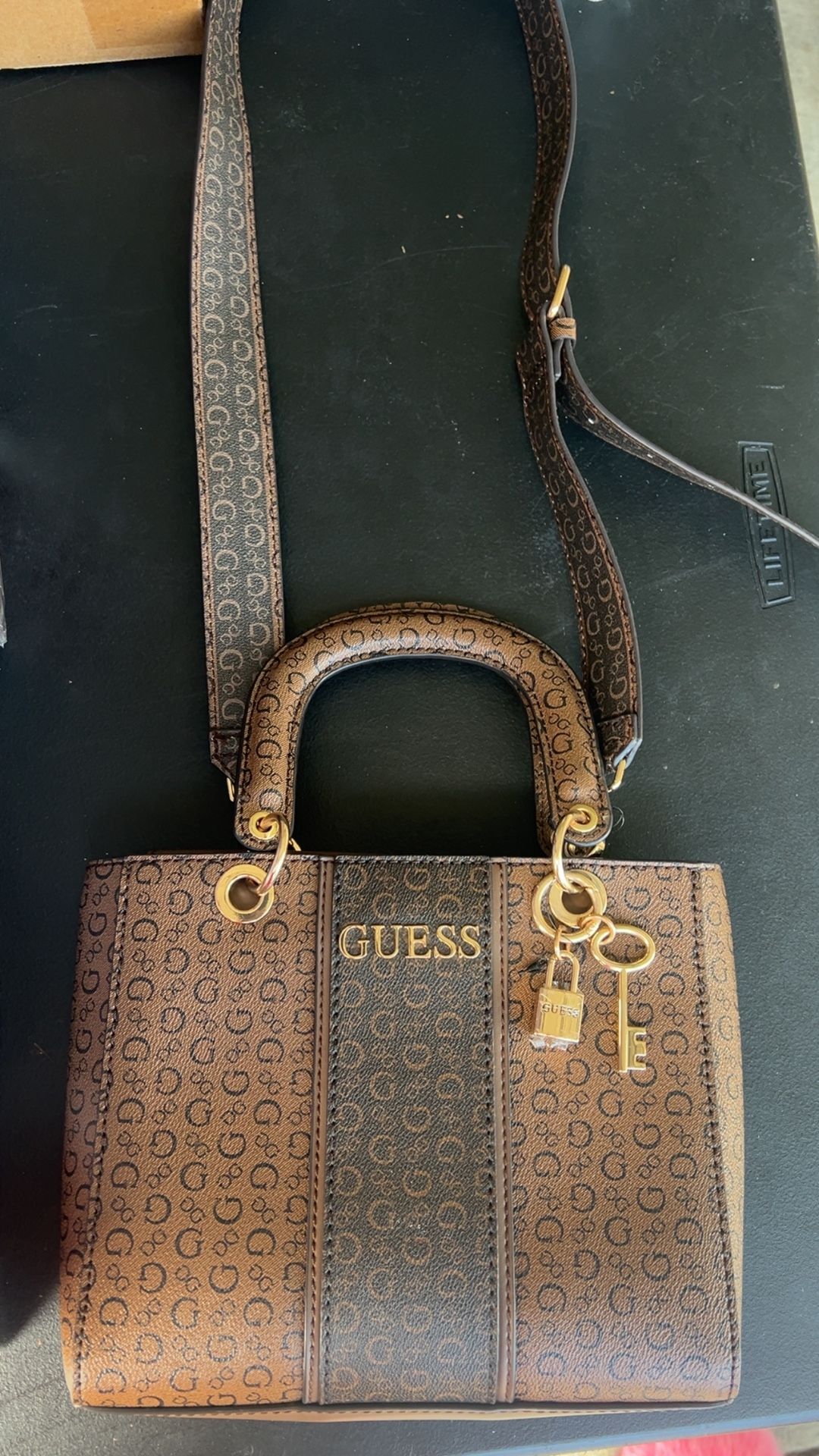 GBG Guess Purse Handbag