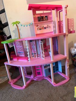Barbie Dream House