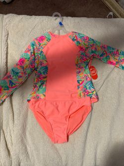 Bathing suit