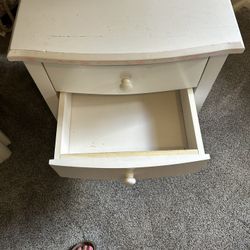 4 Drawer White Dresser 