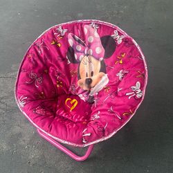 Minnie Mouse little chair