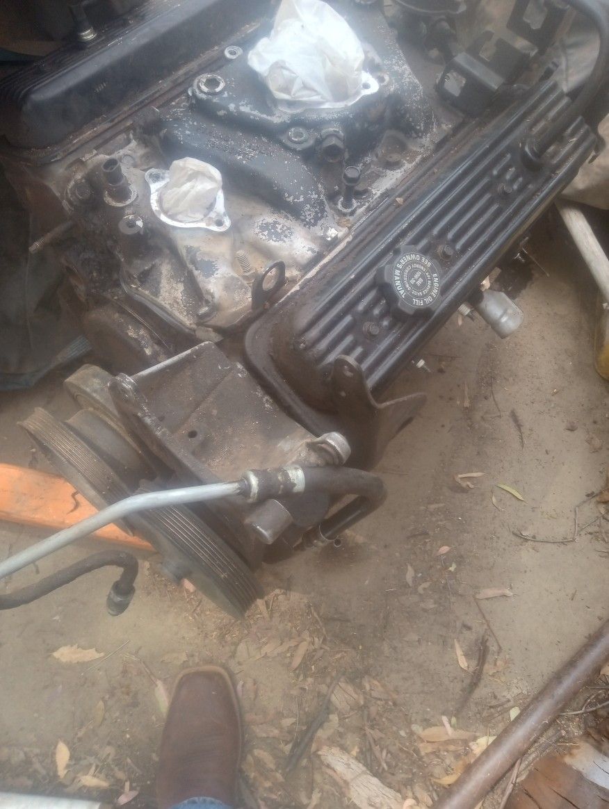 5.7 Engine 94 Chevy Silverado