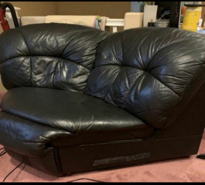 Cute leather corner couch