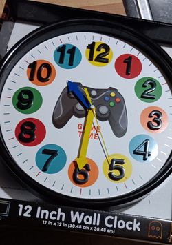 NEW clock Video Game Controller Theme