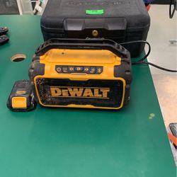 Dewalt Worksite Bluetooth Speaker Battery Charging Cord No Charger