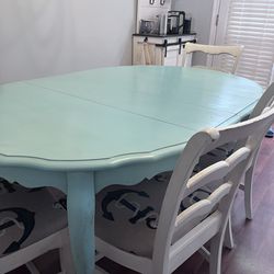Refurbished Kitchen table w/ Chairs