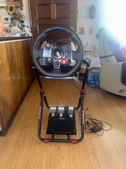 Logitech g29 steering wheel with stand