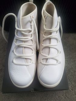 Nike air jordan galaxy, white gum,size 10.5
