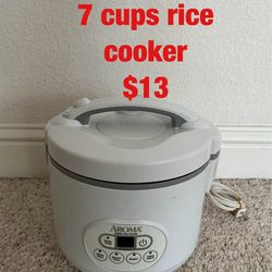 7 cups rice cooker  -  $13
