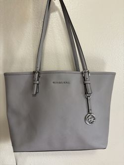 Michael kors Bag For Sale 