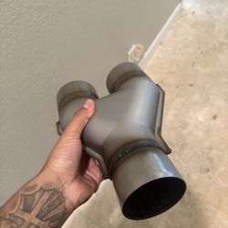 Y Pipe 