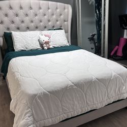 Living Spaces Light Gray Suede Upholstered Queen Bed Frame