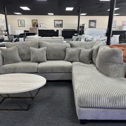 L Shape Sectional. 🚚WE DELIVER🚚