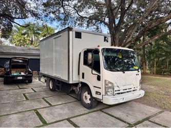 2015 Isuzu NQR automatic diesel truck