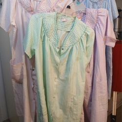 Vintage Lati Sleepwear Striped Granny Snap-Front Housecoats/Dusters Lot Of 4 (M)
