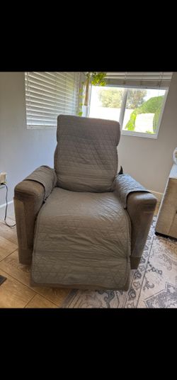 Electric Recliner For Sale !