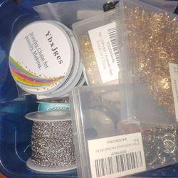 Arts And Crafts/ Jewelry Making Set!!!!