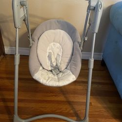 Graco Compact Baby Swing