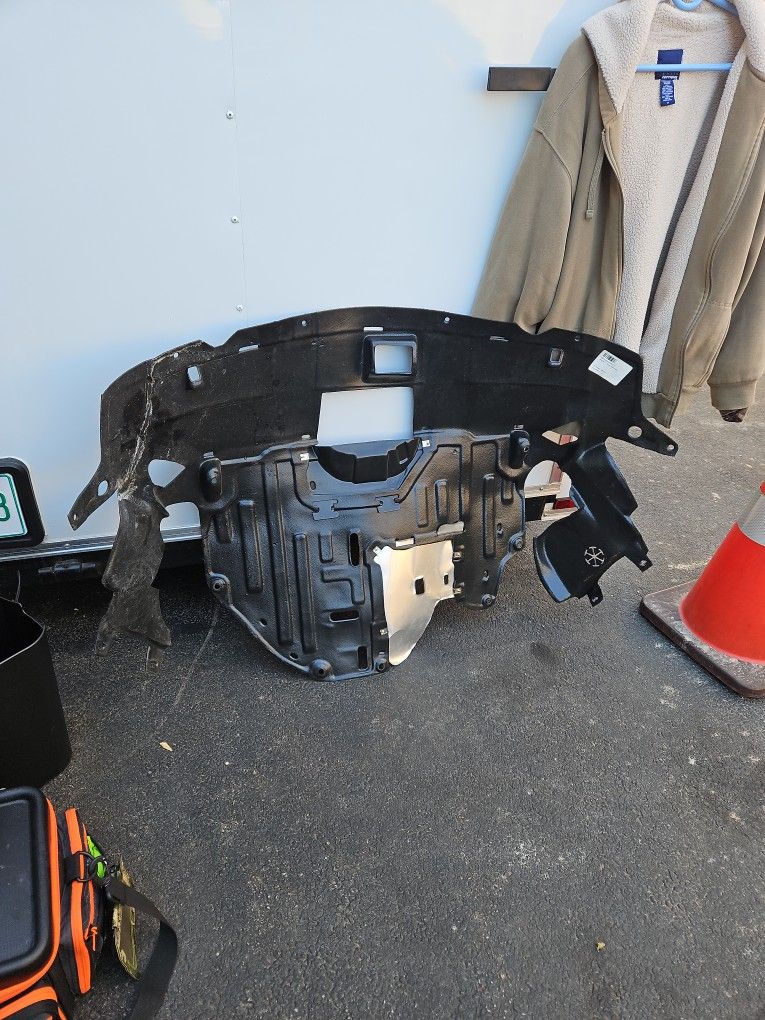 After Market HONDA CRV ENGINE SPLASH GUARD
