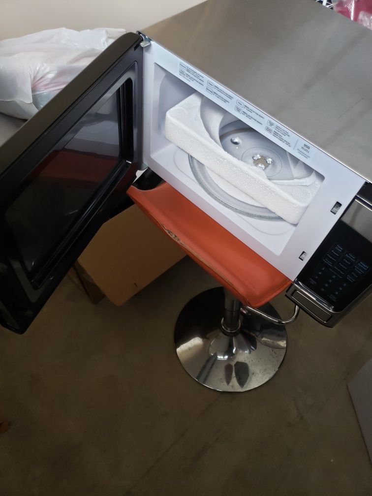 GE microwave