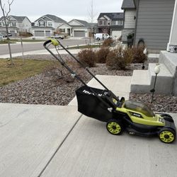 RYOBI ONE+ 18V 13 in. Cordless Battery  Lawn Mower