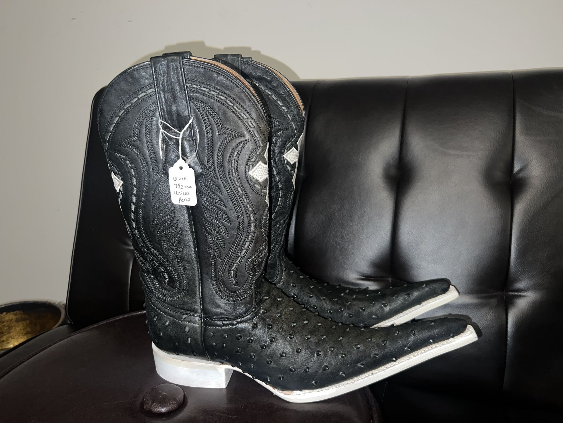 Aguila Real Boots Has made in Mexico 🇲🇽 size men’s 6 women’s 7.5