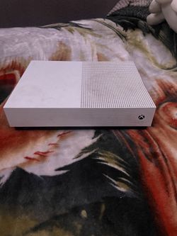 Xbox 1 S Digital and Xbox 1S
