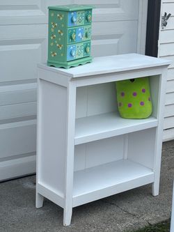 Bookshelf