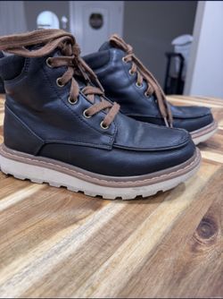 Like New Boys Boots Size 2 – Only $5