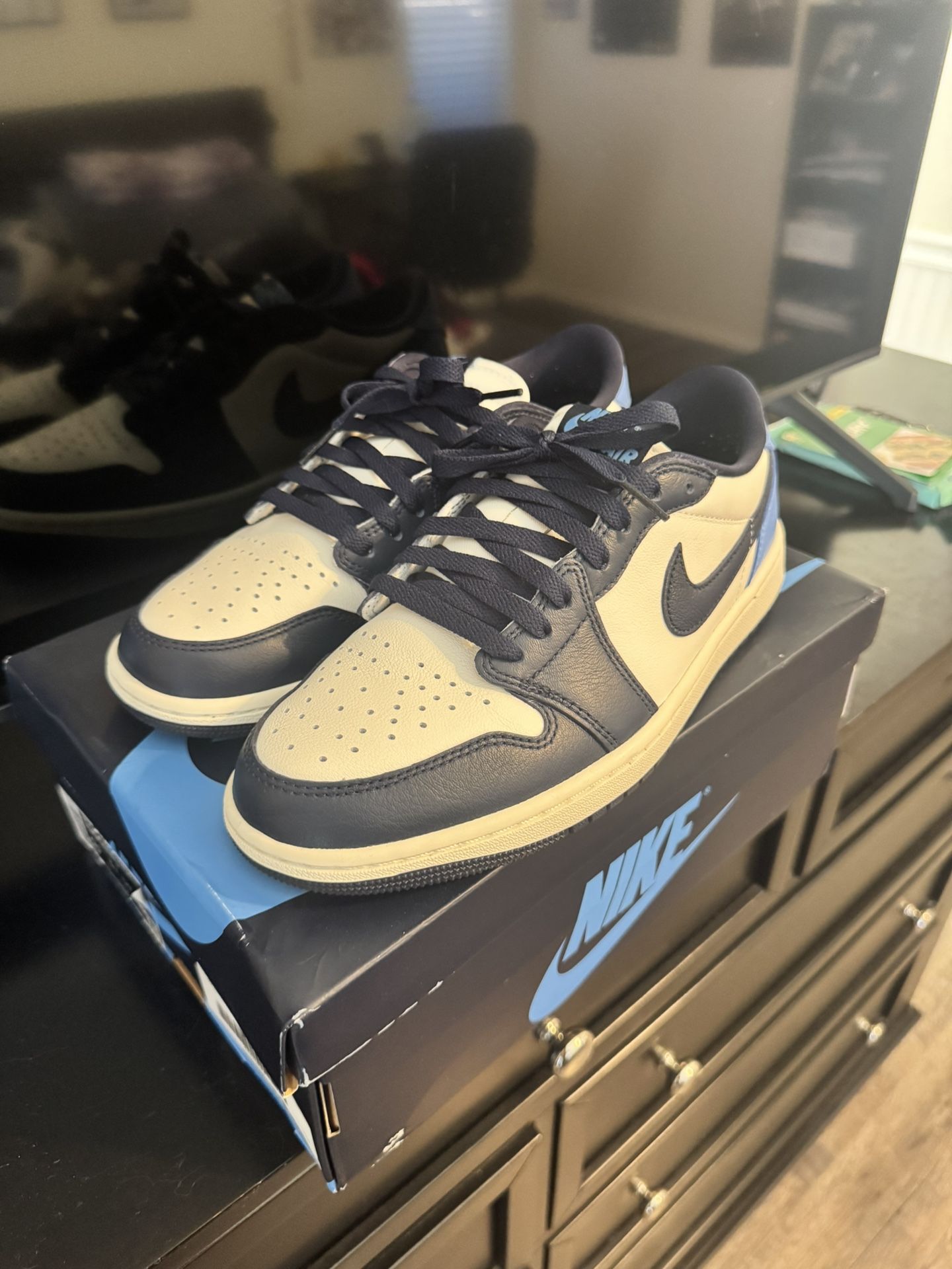Air Jordan 1 Low Retro OG