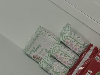 Kim & Kimmy Diapers