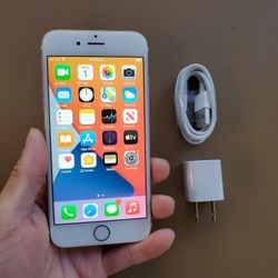 iPhone 6s - UNLOCKED - Like New  