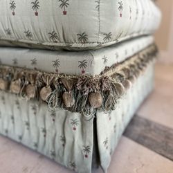 Gorgeous Ottoman 