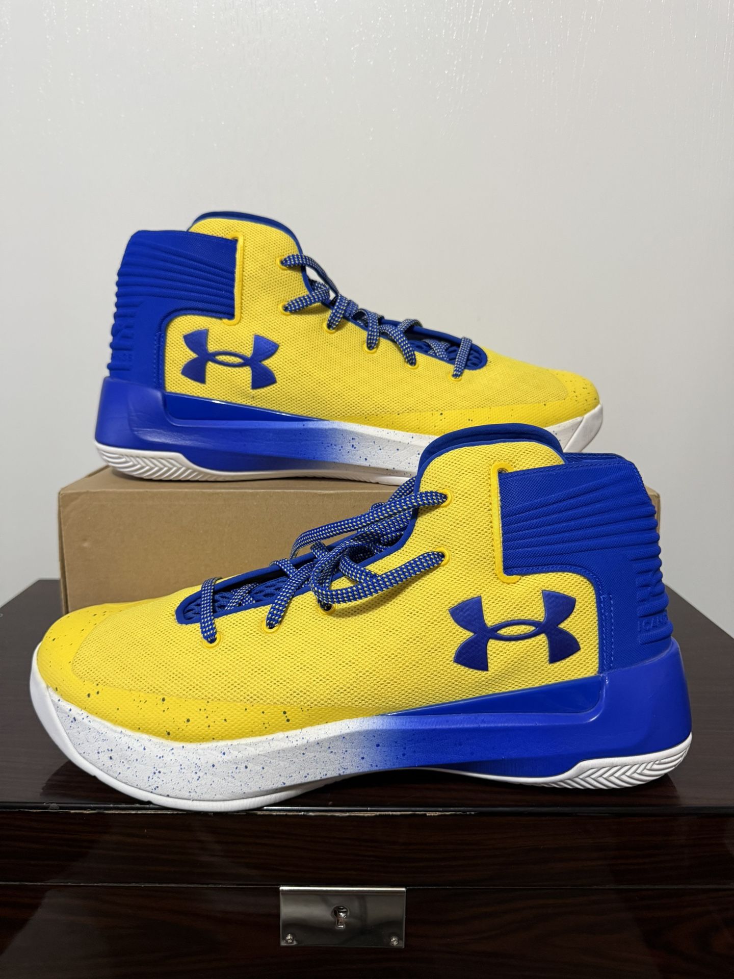 Under Armour Men’s Curry 3 Zero 1298308-700 Basketball Shoes Size 12 Stephen