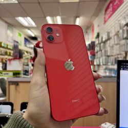 iPhone 12 64GB UNLOCKED