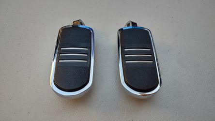 ROAD GLIDE PASSENGER FOOT PEGS