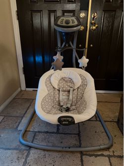 NAME BRAND Graco - Baby Swing