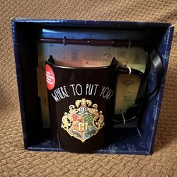 Rae Dunn Harry Potter Color Changing House Reveal with Wand Stirrer (Gryffindor)